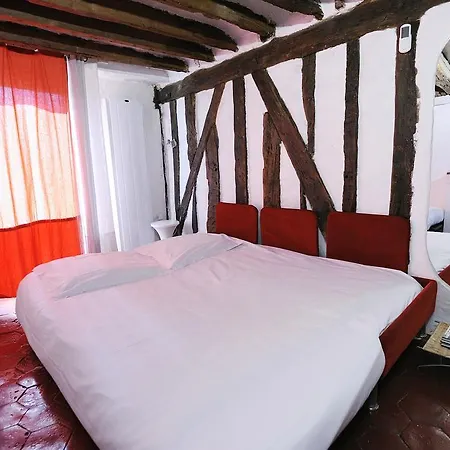 Studio Saint Germain Des Pres *