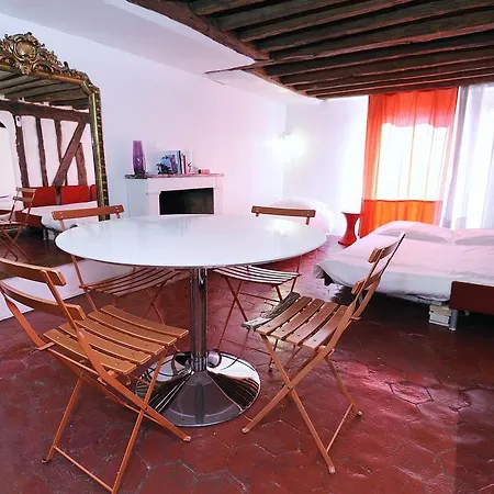 Studio Saint Germain Des Pres *
