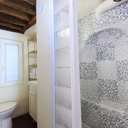 Studio Saint Germain Des Pres *