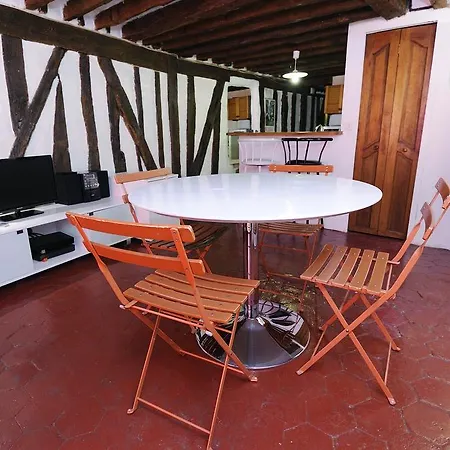 Studio Saint Germain Des Pres *