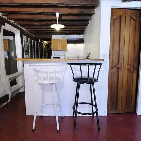 Studio Saint Germain Des Pres Apartment Paris